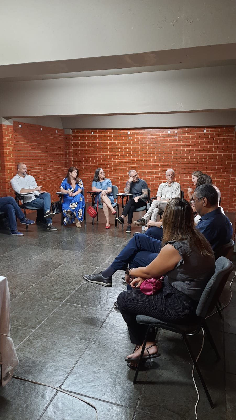 8e6a48f2-a96d-4d80-a000-5c212c6ce38a