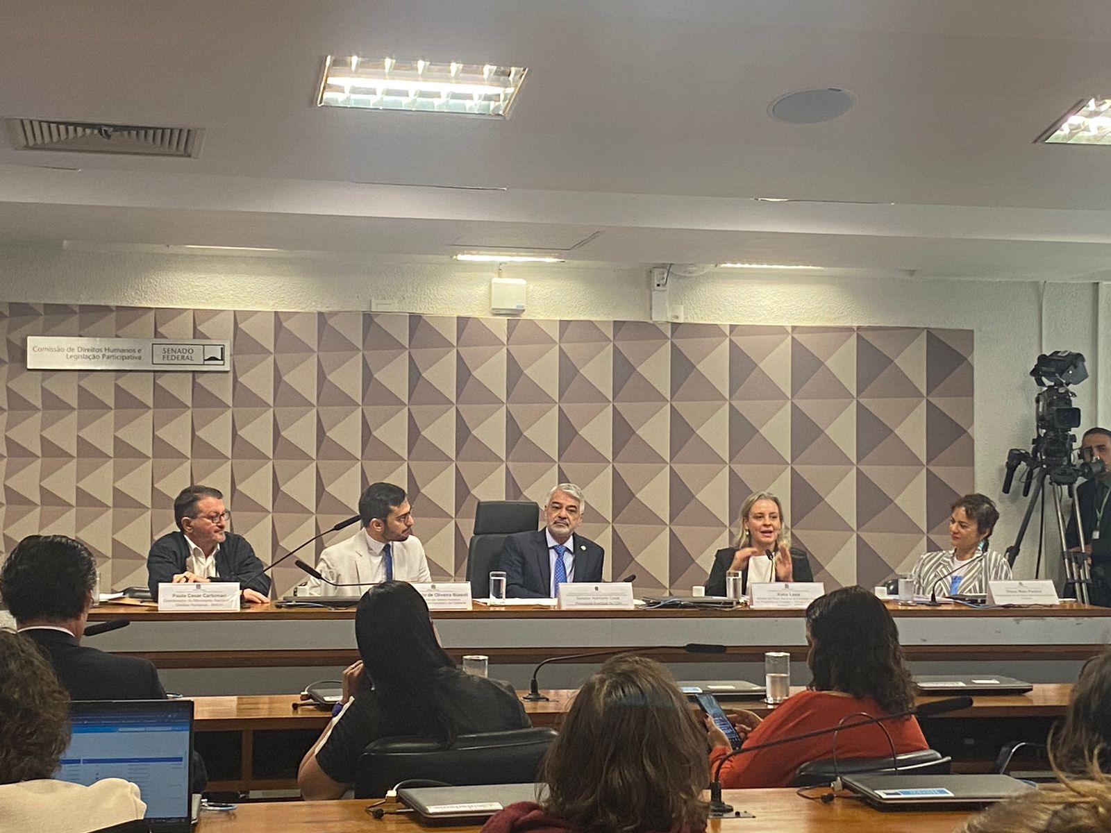 979cda07-9f20-46a9-95d2-8e8a8f26237f